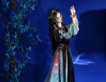 Embroidered Cheongsam:The Art of High-End Double-Sided Tapestry