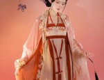 Enhancing the Elegance of Horseface Skirt with Exquisite Ear Accessories