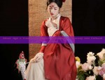 Autumn Splendor:The Rise of Hanfu Fashion among Young Girls