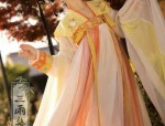 Encounter the Spring Breeze in a Blind Box:The Allure of Hanfu Costumes and手办