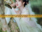 Daily Life in Hanfu:A 12-Year-Olds Perspective