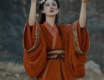 Embracing Traditional Elegance:Plus-Size Women in Modern Chinese Hanfu Fashion