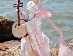 The Rise of Hanfu Fashion:A Closer Look at the One-Piece Qiyao Skirt