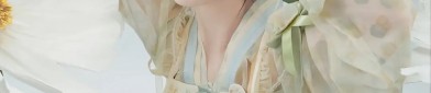 The Blooming Splendor of Hanfu:A Review on the Style of Hua Jian Ling