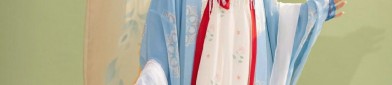 The Enchantment of High Heels and Cheongsam in the Republic Era