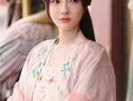 The Elegance of Cheongsams Placket:A Closer Look at its Design and Cultural Significance