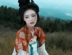 The Splendid Splendor of Hanfu in the Wei and Jin Dynasties for Junior Students