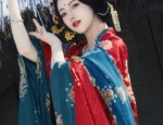 The Revival of Hanfu Fashion at the End of Summer:A Cultural Journey