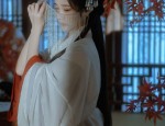 Embracing the New Sino-Chic Style:Qipao Womens Fashion and Modern Lovers Attire