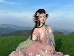 Winter Fashion:Styling a Cheongsam Top with a Horseface Skirt