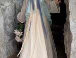 The Splendor of Hanfu in the Unwitting Pavilion