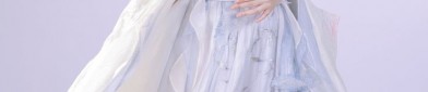 The 11-Year-Old Girl in Hanfu:Embracing Traditional Elegance in the Fifth Grade