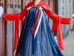The Allure of Liu Jialings Traditional Tangzhuang Costume