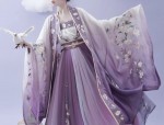 Embracing Traditional Elegance:The Revival of the Chest-Baring Cheongsam