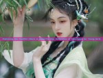 Embracing Tradition:The New Golden Silk Qipao Redefines Elegance