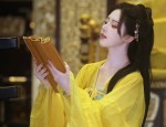 Vintage醋酸纤维旗袍，中长款的设计魅力与流行趋势
