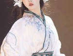 Modern Commuter Style:Reimagining Traditional Hanfu for the Youth Market