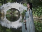The Enchanting Girl in Traditional Hanfu Fashion:A Rising Star on the Internet