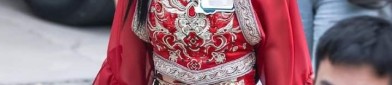 The Red Cheongsam:A Long-Standing Tradition of a Female Student