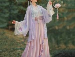 The Magnificent Empress of Hanfu in Tang Dynasty:A Queen in Splendidry