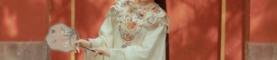 Embracing Tradition in a New Light:The Latest Cheongsam-Inspired Clutch Bags