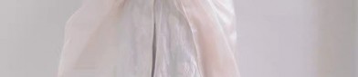 The Splendor of Hanfu Culture:The Elegant Horseback-Inspired Ma mian Skirt and Its Matching Blouse