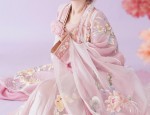 Embracing the Elegance of Qipao for Big-Chested Women