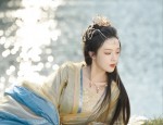 The Long-Style Cheongsam as a Bridesmaids Choice:A Cultural and Stylistic Exploration