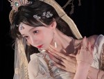 The Enchantment of Pearl Cheongsam Skirt:A Tale of Elegance and Tradition