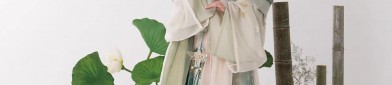 Embroidery on the Waistband of a Horseface Skirt:A Blend of Tradition and Art