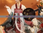Traditional Chinese-Style 盘扣-Inspired Cheongsam Blouse with a Modern Twist