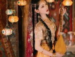Winter Warmth in a Qipao:Preserving Comfort and Style