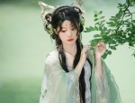 Starry Sky Deer:The Enchantment of Hanfu Fashion with a Cosmic Touch