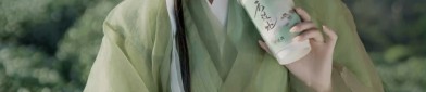 Little Girls in Traditional Splendor:The Rise of Child Model Walks in Hanfu Fashion