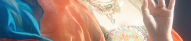 Trending Superstar Cheongsam:The Latest Fashion in Flag-Bearing Elegance