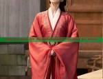 The Rise of Hanfu Robes:A Girls Journey into Traditional Chinese Elegance
