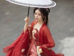 Ancient Charm Revived:The Perfect Pairing of Traditional Costumes and Bags