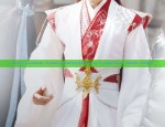 Cloud Clock Tower and the Splendor of Traditional Hanfu Fashion
