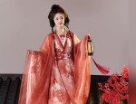The Splendor of Horseface Skirt Gold:A Cultural Exploration
