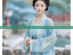 Hanfu Fans:Women in Traditional Chinese Elegance