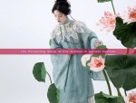 Spring Cheerful Mother-in-Law in Cheongsam:A Tale of Traditional Elegance