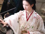 Reinventing the Qipao:The Fusion of Traditional Chinese Elegance with Modern Lei Xiujiao Style