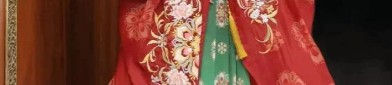 The Art of Pairing Cheongsam with Mid-Heeled Shoes