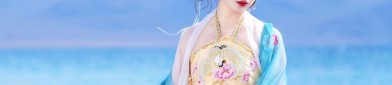Lei Yingjuns Cheongsam:A Blend of Tradition and Modernity
