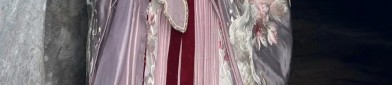 The Revival of Hanfu荷包，A Closer Look at the Waist-Mounted Decoration in Modern Fashion