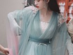 Hairstyles to Match a Horseface Skirt:A Guide to Traditional Elegance