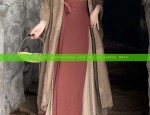 The Red毛衣s Enchantment with the Horseface Skirt