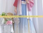Winter-Wear:The Charm of the Little Girls Cheongsam and Vest Skirt