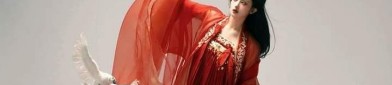 Winter Fashion in Traditional Hanfu:A Daily Guide to Wearing Han Clothing in Cold Weather