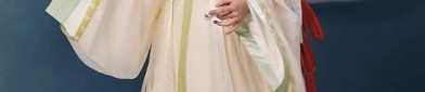The Intimidating Primary Schooler in Dominating Hanfu Fashion